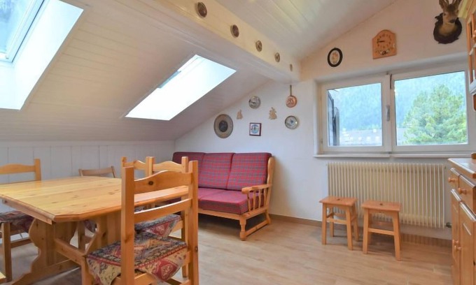 Alba Apartment | Inviting Apartment Apt 41 with Lake Views & Spa Amenities