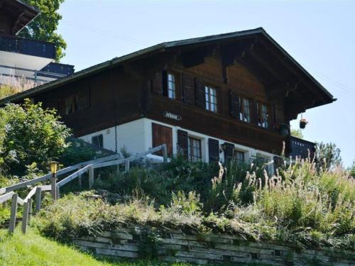 Zweisimmen Nr Gstaad Apartment | Pet-Friendly Retreat: Apartment Arduus by Interhome