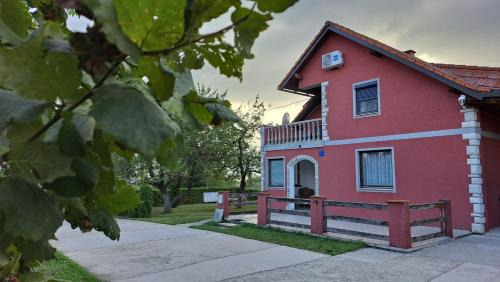 Lipovaca Dreznicka Apartment | Impressive Apartment Asgard - 4-Star Stay with Hot Tub