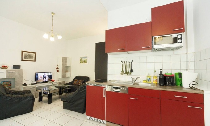 Funfhaus Apartment | Modern Apartment No. 09 near Schönbrunn with Pool & Kitchen