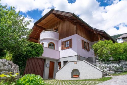 Sankt Michael im Lungau Apartment | Family-Friendly Apartment Bergglück in Beautiful Lungau