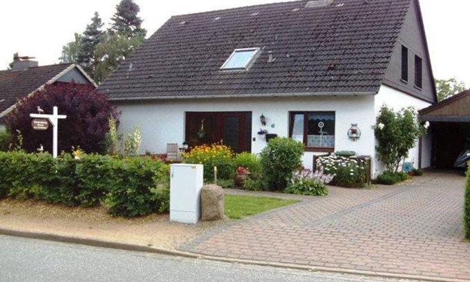 Rathjensdorf Apartment | Cozy Ocean View Apartment RACKL with Family-Friendly Amenities