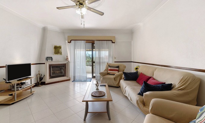 Cascais Apartment | Relax at Augusta's House: Balcony, Wi-Fi & Ocean View