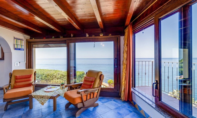 Santa Maria del Mare Apartment | Beachside Apartment Azzurra with Balcony & Ocean View