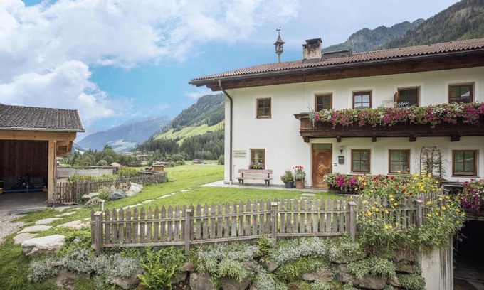San Giacomo Apartment | Pet-Friendly Retreat at Apartment Bärental Oberachrain