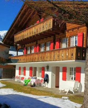 Lenk Apartment | Cozy Apartment Bärnermutz #2 - Pet & Child Friendly Stay