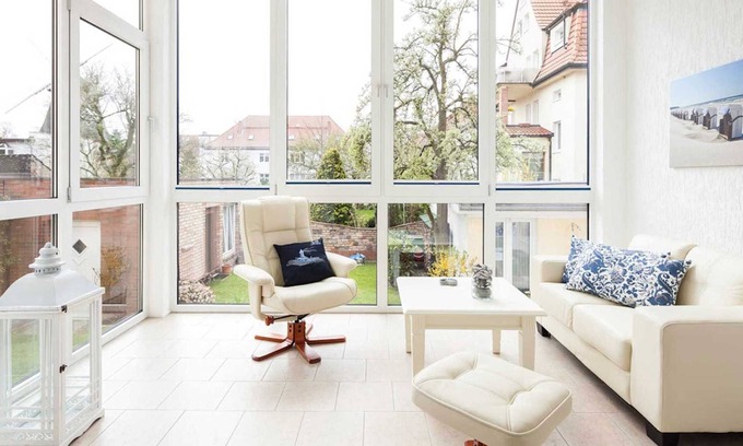 Warnemuende Apartment | Coastal Retreat: Apartment Baltic Sea Beach - 9.8 Rated Stay