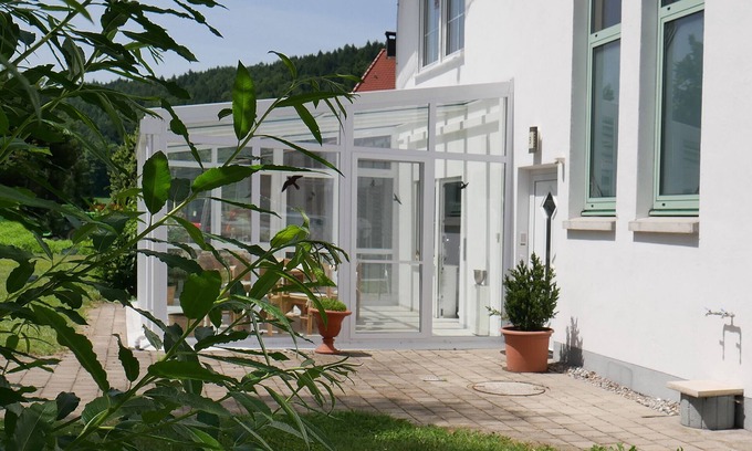 Aichstetten House | Discover Apartment BeeHappy: Ocean View & Family-Friendly