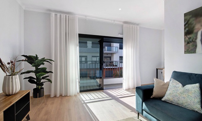 Tavira Apartment | Cozy Apartment 'Beira Mar - 1º Esquerdo' with Ocean View