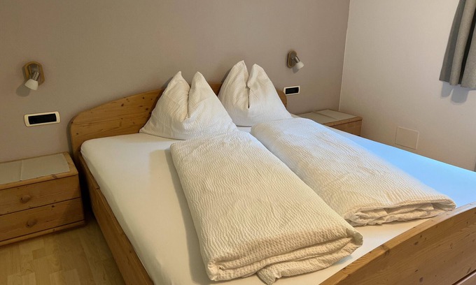 San Giacomo Apartment | Apartment 'Bergkristall 2' with Mountain View, Shared Garden and Wi-Fi