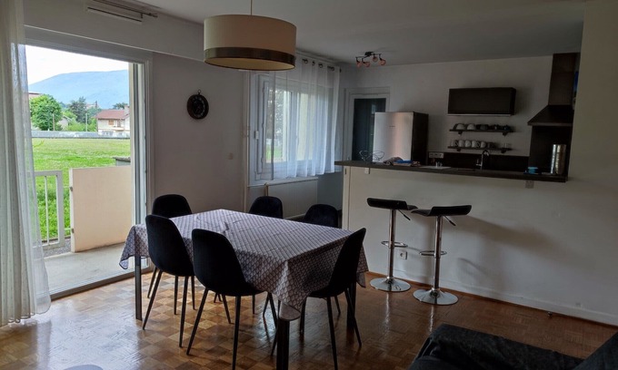 Aix-les-Bains Apartment | Convenient Apartment Near City and Lake with Pool Access