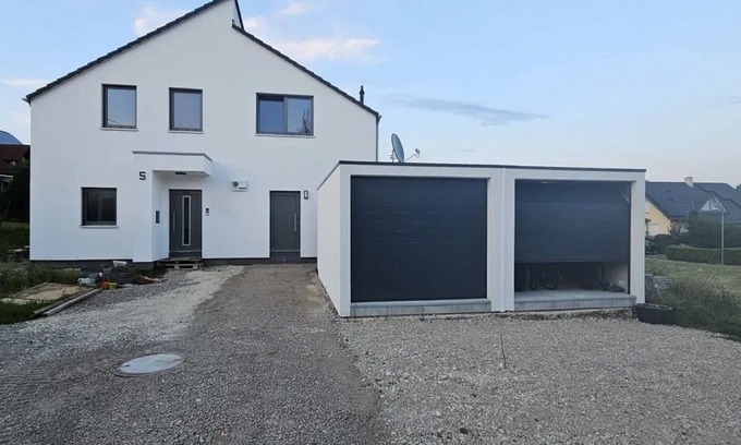 Watterdingen Apartment | Apartment 'Bibernestli 1' with Shared Terrace, Private Garden and Wi-Fi