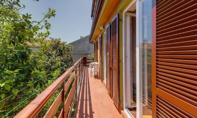 Cove Murtar Apartment | Stylish Apartment Blamax: Pet Friendly with Breakfast Included