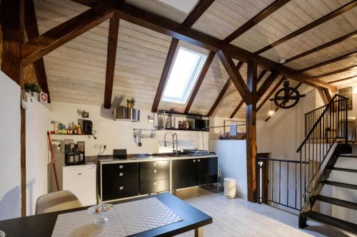 Besigheim Apartment | Cozy Apartment Bleibe: Child-Friendly with Great Reviews