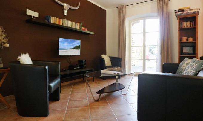 Gross Schwansee Apartment | Top-Rated Apartment Bremen with Oceanfront Views