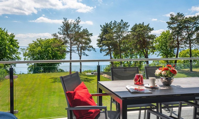 Ostvorpommern Apartment | Relax at Apartment Brillant: Oasis on the Lagoon Awaits