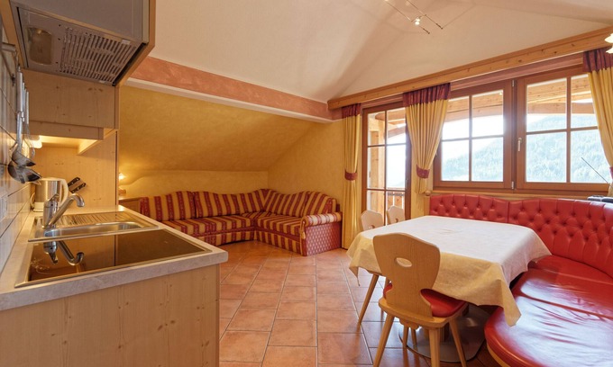 Valle Aurina Apartment | Apartment 'Bruneggerhof 1' with Mountain View, Private Garden and Wi-Fi