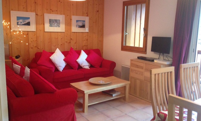 Saint-Chaffrey Apartment | Modern Apartment with Pool & Spa - Guest Rated 9.8