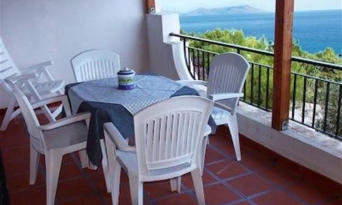 Gioiosa Marea Apartment | Beachfront Apartment with Spa and Ocean Views