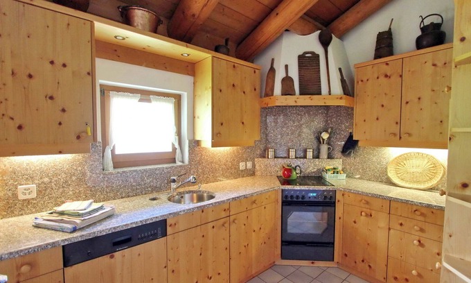 Celerina-Schlarigna Apartment | Apartment Cign OG 2 - Cozy 3.5-Room Apartment on the Edge of Celerina
