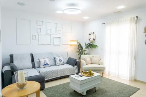 La Caleta Apartment | Oceanview Retreat at Apartment Caleta Beach Málaga