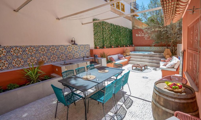 Torre de Benagalbon Apartment | Family-Friendly Apartment Calle Sotavento with Pool Access