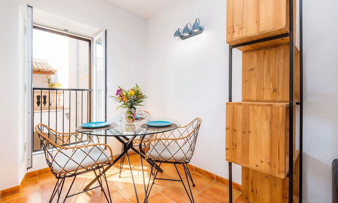 Arta Apartment | Discover Apartment 'Can Jaume B' with Private Terrace & Wi-Fi