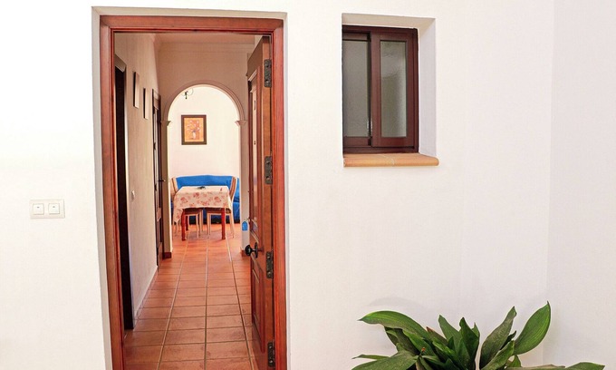 Tarifa Apartment | Comfortable Apartment Canalejas with Spa and Breakfast