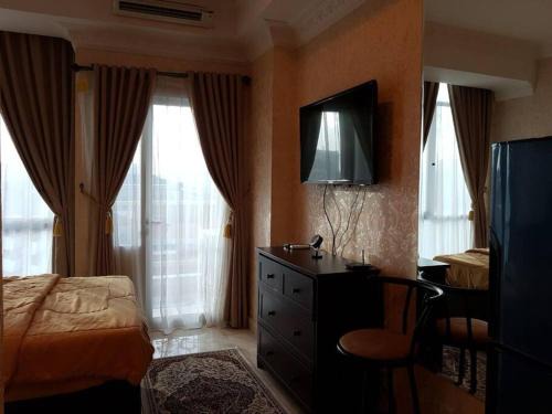 Menteng Apartment | Cozy Studio Room at Apartment Capitol Park Salemba