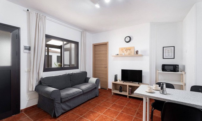 Valverde Apartment | Sea View Apartment 'Casa El Isleño' with Private Terrace