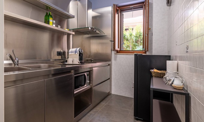 Massafra Apartment | Cozy Apartment 'Casa Af' with Terrace, Wi-Fi & Spa