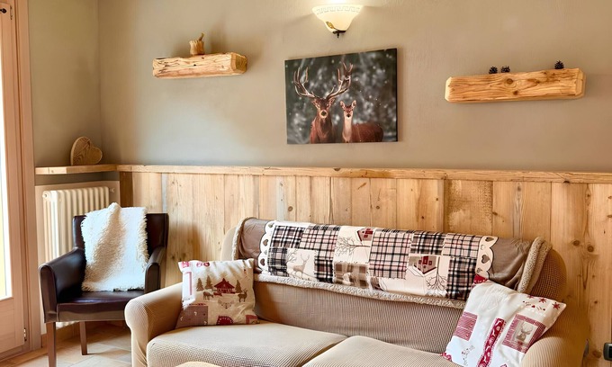 Valdisotto Apartment | Apartment 'Casa Clus Bormio 3' with Mountain View, Private Garden and Wi-Fi
