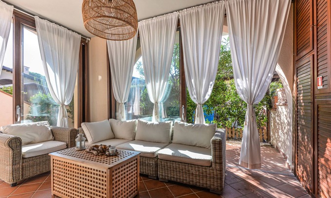 Marina di Campo Apartment | Cozy Apartment 'Casa Eucalipto' by the Beach with Garden