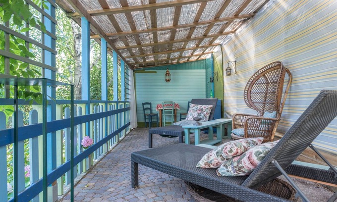 Pietramurata Apartment | Cozy Casa Jasmina: Mountain View, Terrace & Garden Bliss