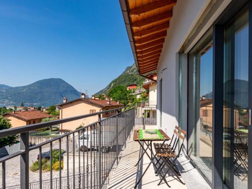 Porlezza Apartment | Top-Rated Apartment Casa Tondi, Perfect for Families