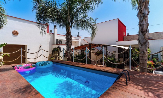 Giuggianello Apartment | Relaxing Stay at Casa Venere with Pool & Pet-Friendly Perks