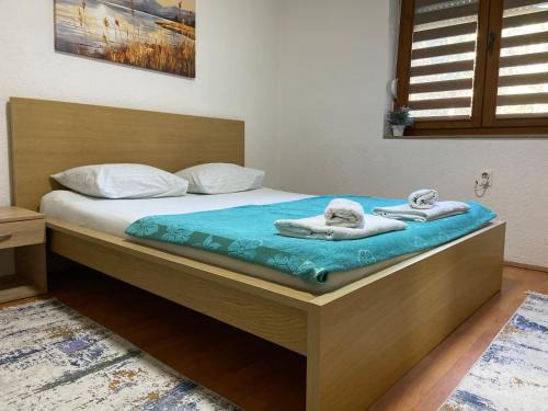 Kocani Apartment | Budget-Friendly Apartment Centar with Pool & Family Amenities