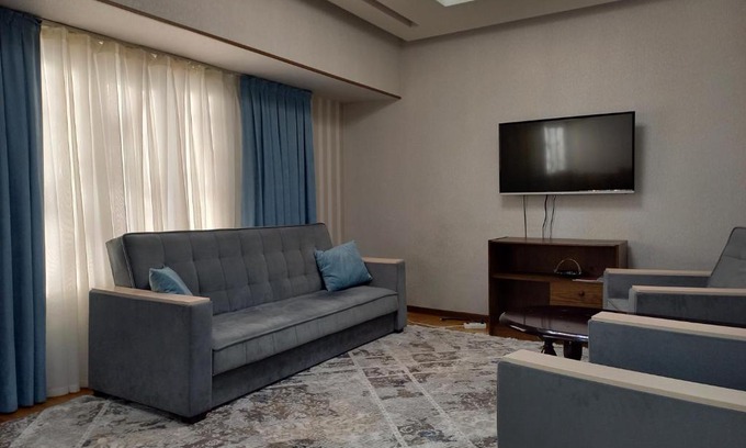 Tashkent Apartment | Impressive Apartment Center 1: Rated 9.5, With Hot Tub