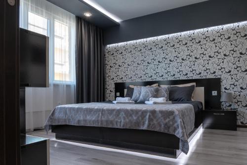 Veliko Tarnovo Apartment | Guest Rated: Apartment Central-LUX 1 - Child Friendly Escape