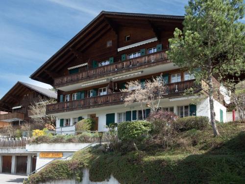 Zweisimmen Apartment | Family-Friendly Retreat at Apartment Chalet Anita by Interhome