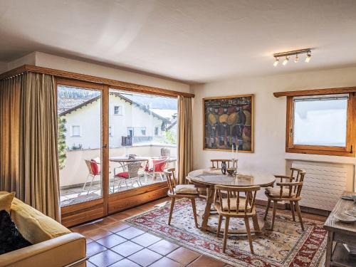 Champfer Apartment | Apartment Chesa Trais Dschembers by Interhome