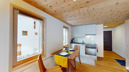 Pontresina Apartment | Discover Apartment Chesetta: Child-Friendly Retreat Rated 9/10