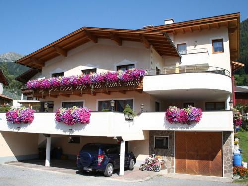 Pettneu am Arlberg Apartment | Family-Friendly Apartment Christian by Interhome - 8.8/10 Rated
