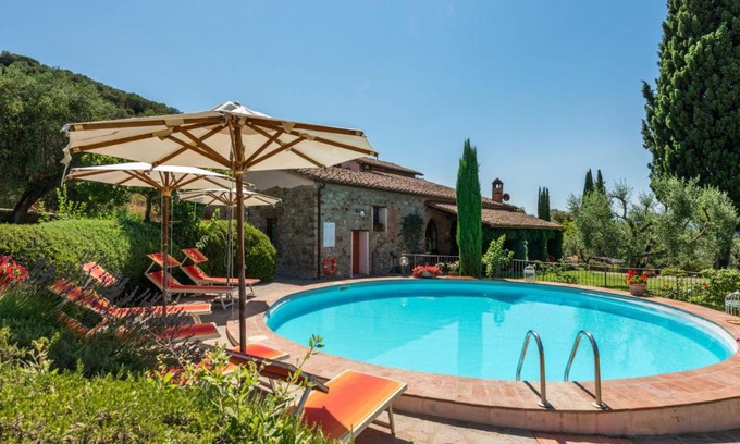 Campagnatico Apartment | Guest Rated 10/10: Apartment Cielo Stellato with Pool