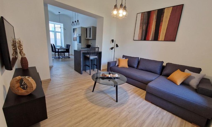 Ostrava City Centre Apartment | Child-Friendly Apartment CITY Ostrava with Stellar 9.3 Rating
