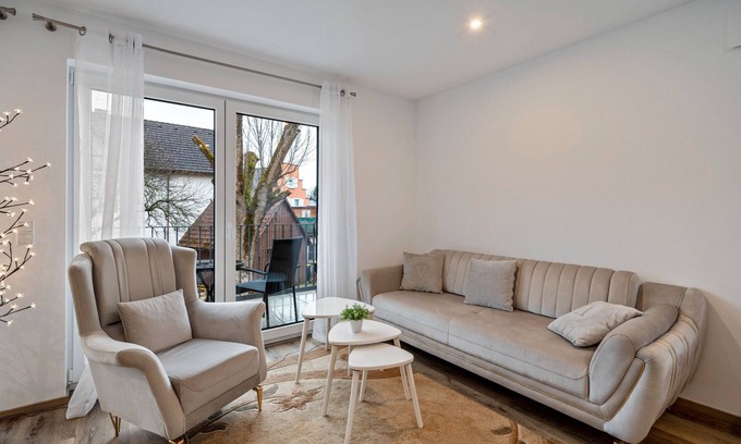 Bad Duerrheim Apartment | Top-Rated City Villa Bad Dürrheim: Balcony & Wi-Fi Included