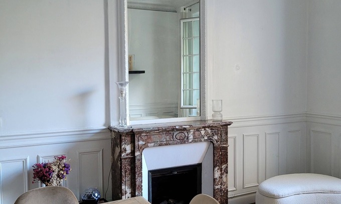 Neuilly-sur-Seine Apartment | Apartment close to the Champs Elysées and major tourist attractions