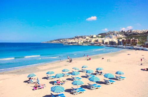 Għadira Apartment | Apartment close to the beach, fully equipped, unique and cosy with balconies