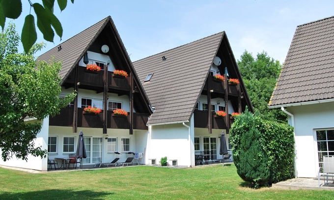 Walkenried Apartment | Cozy Apartment with Private Bathroom & Garden View