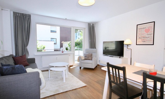 Griesenbruch Apartment | Cozy Apartment with Private Balcony & Family-Friendly Perks